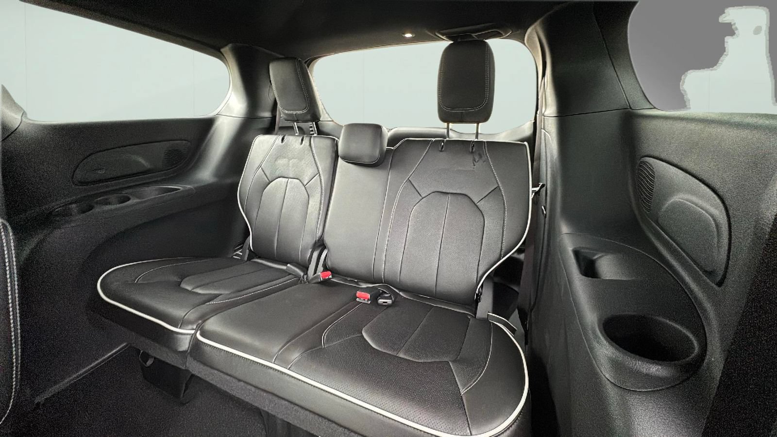 New 2026 Chrysler Pacifica Limited w/ S Appearance Package FWD image 29