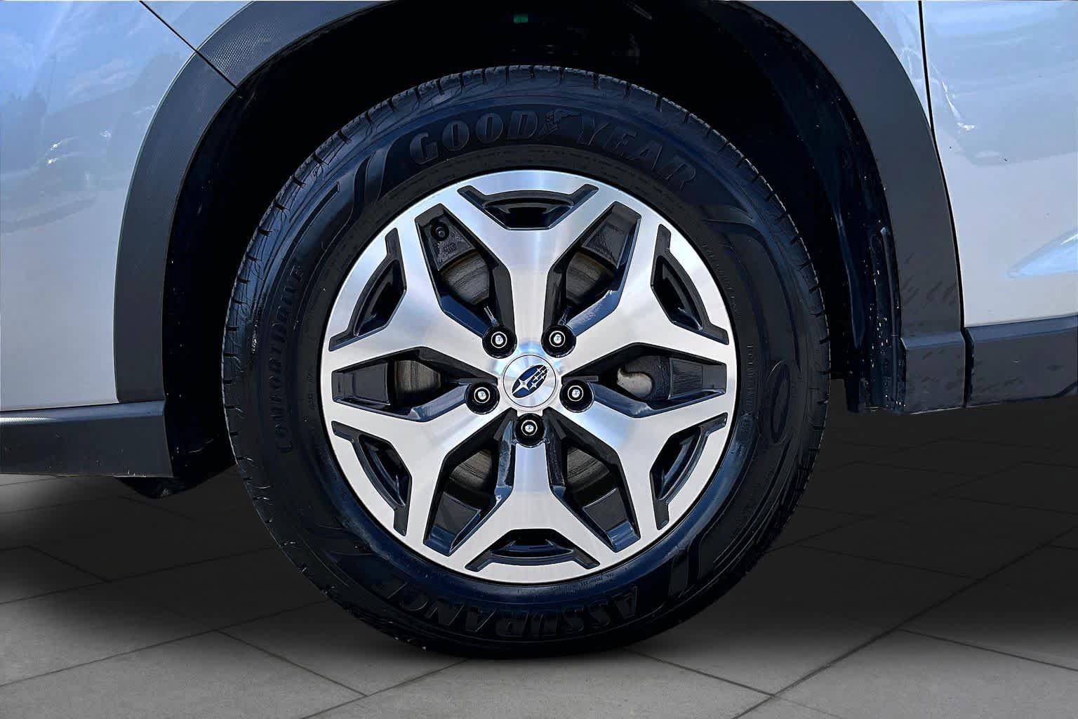 Used 2022 Subaru Forester Premium AWD/4WD image 11