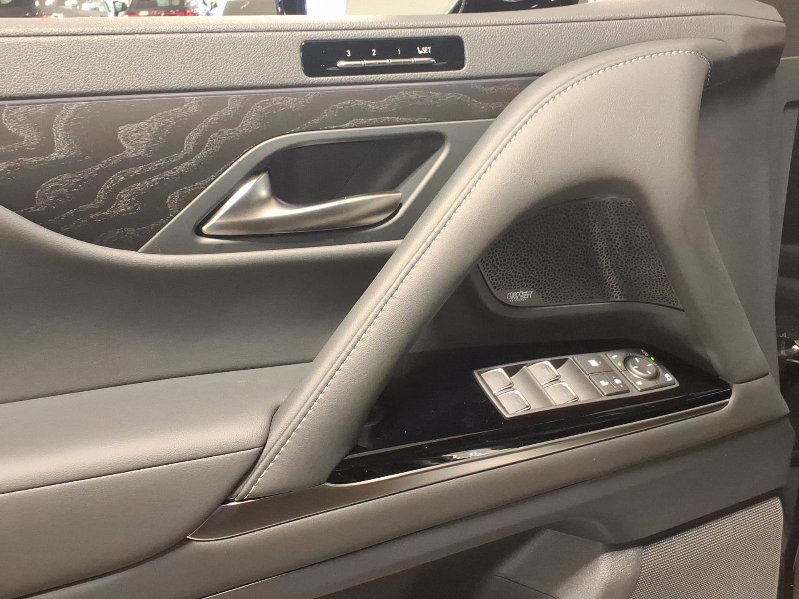 New 2026 Lexus LX 700h Luxury image 4