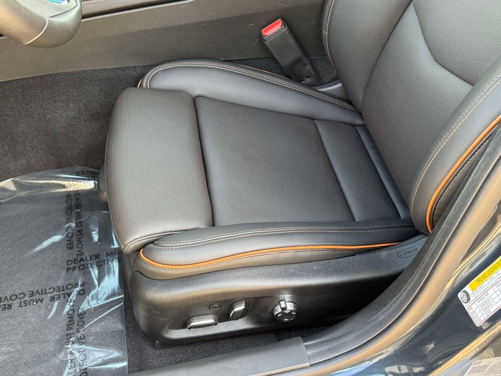 Used 2025 Cadillac CT4 V RWD image 3