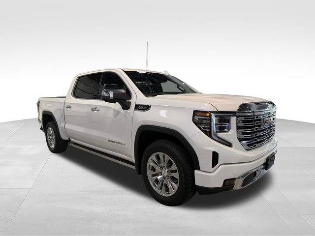 Used 2023 GMC Sierra 1500 Denali AWD/4WD image 3