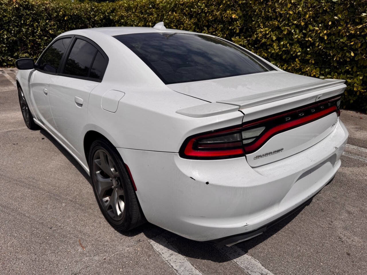 Used 2015 Dodge Charger SXT image 5