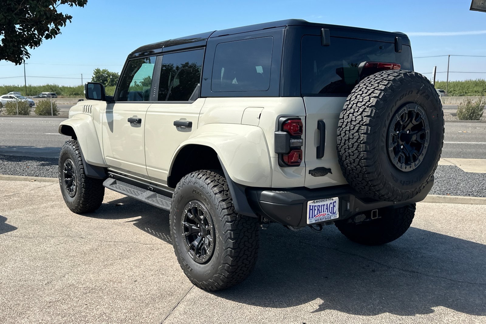 New 2026 Ford Bronco Raptor AWD/4WD image 6