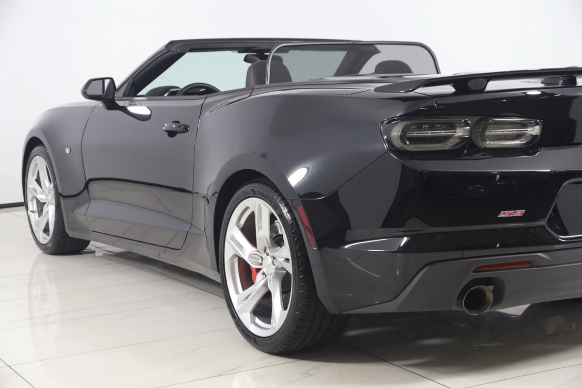 Used 2023 Chevrolet Camaro SS RWD image 30