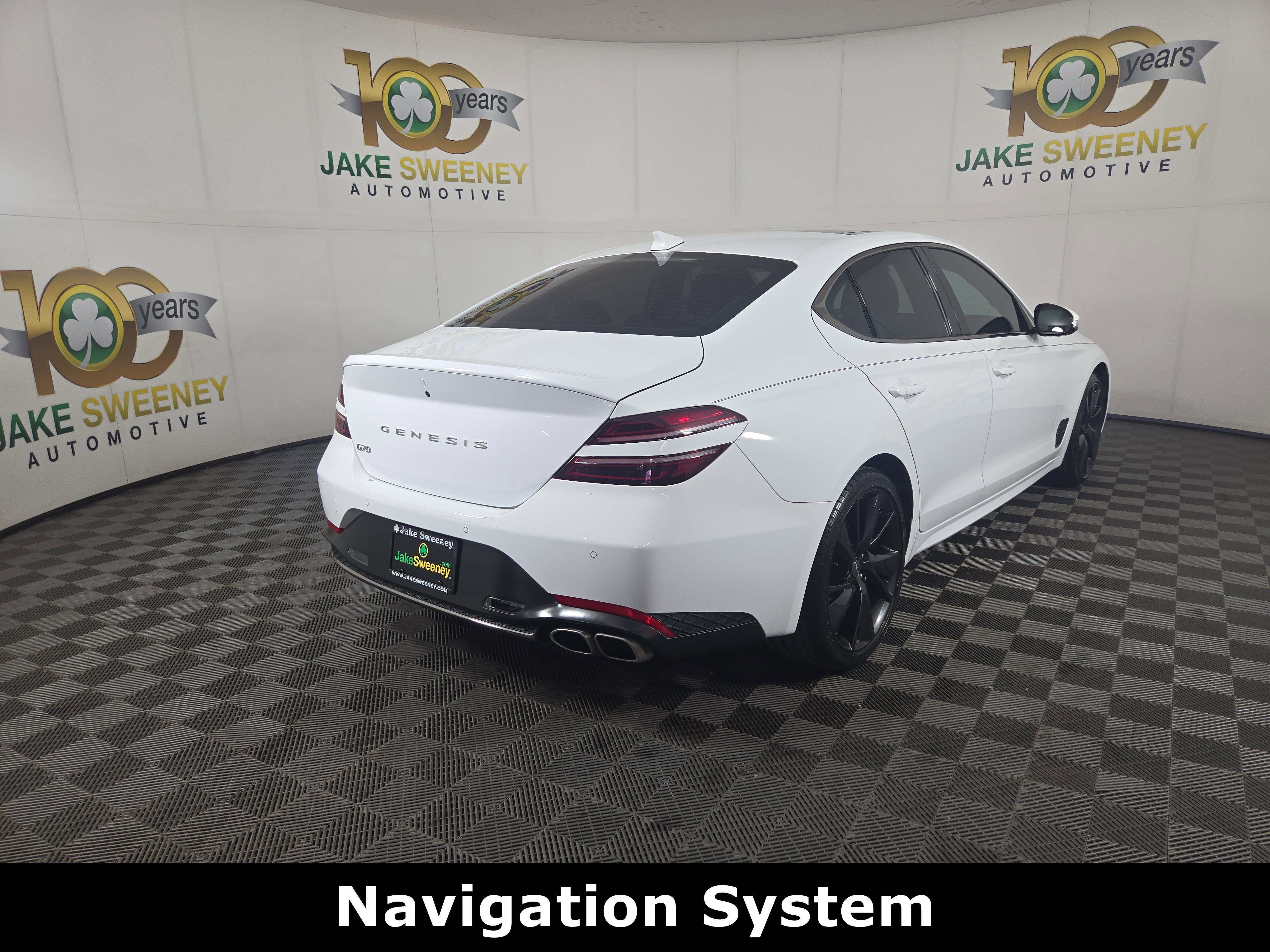 Used 2023 Genesis G70 2.0T w/ Sport Prestige Package RWD image 10