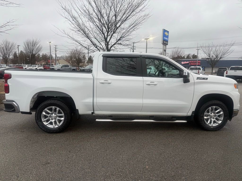Used 2023 Chevrolet Silverado 1500 LT w/ Z71 Off-Road Package image 6