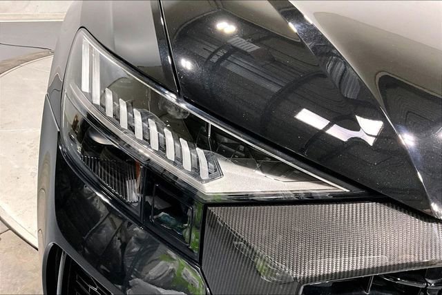 Certified 2023 Audi RS Q8 w/ Black Optic Package image 30