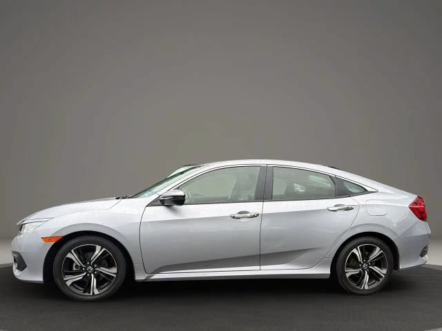 Used 2018 Honda Civic Touring image 8