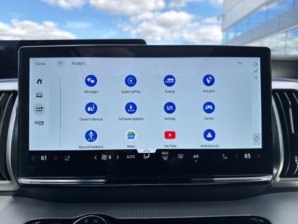 New 2025 Ford Expedition Active image 16