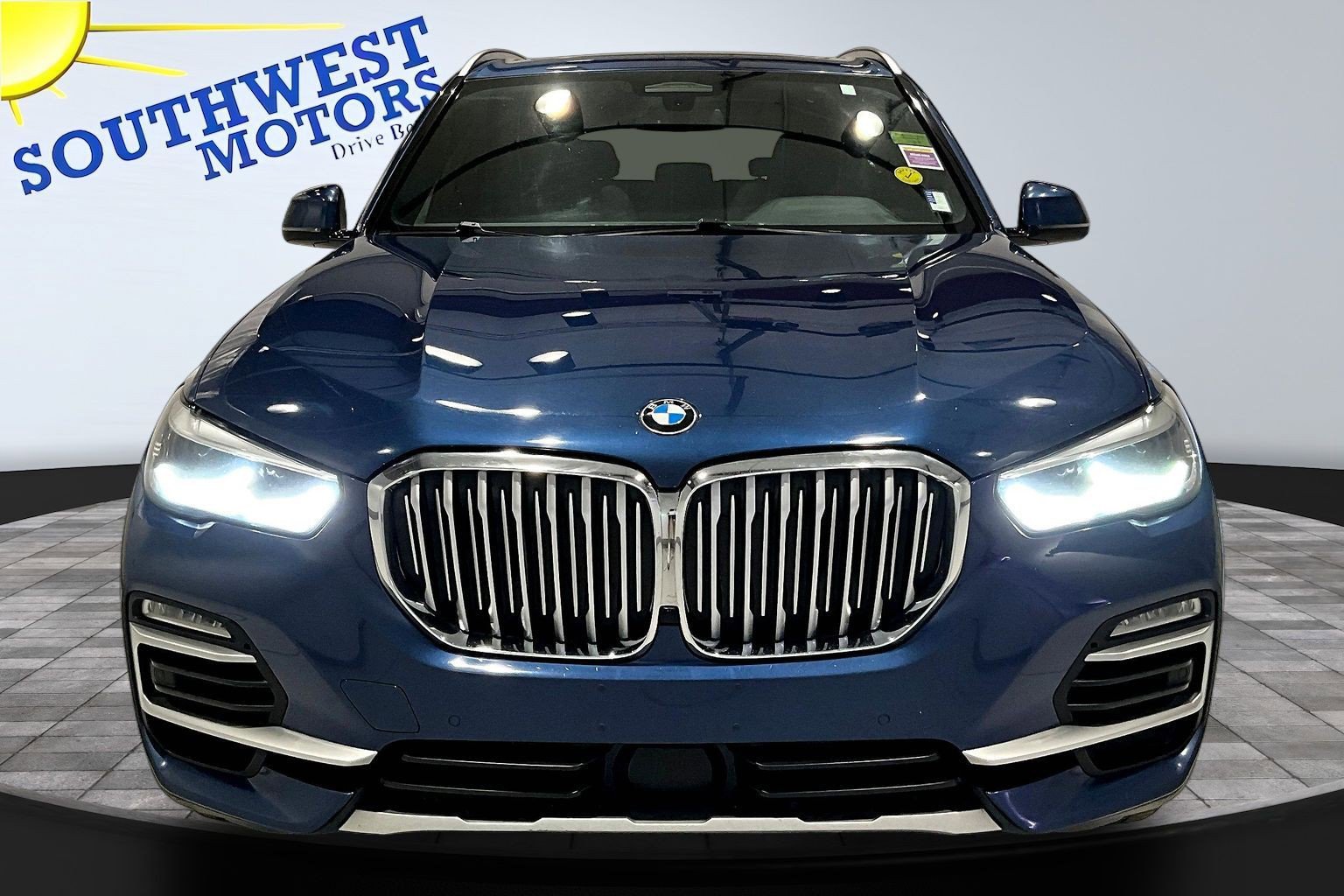 Used 2019 BMW X5 xDrive40i AWD/4WD image 2