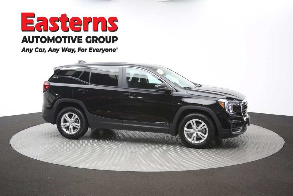 Used 2024 GMC Terrain SLE FWD image 46