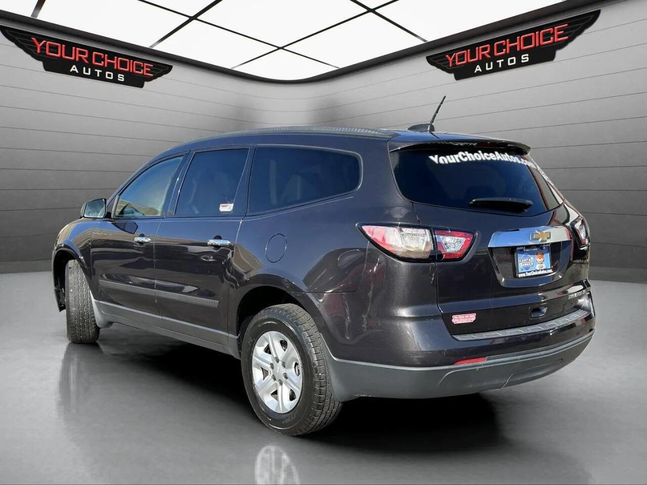 Used 2016 Chevrolet Traverse LS image 3