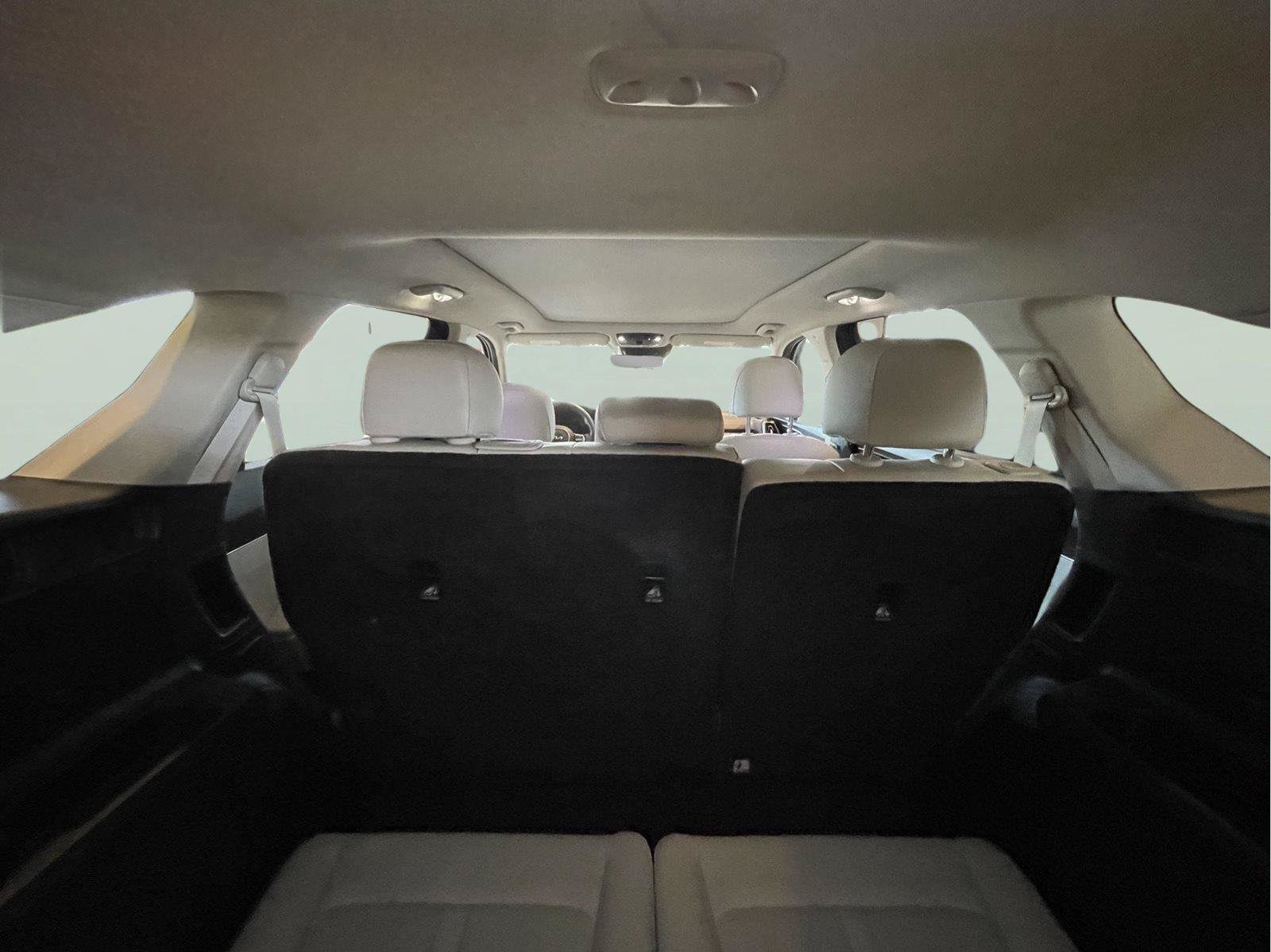 Used 2023 Kia Sorento S w/ Panoramic Sunroof Package FWD image 10
