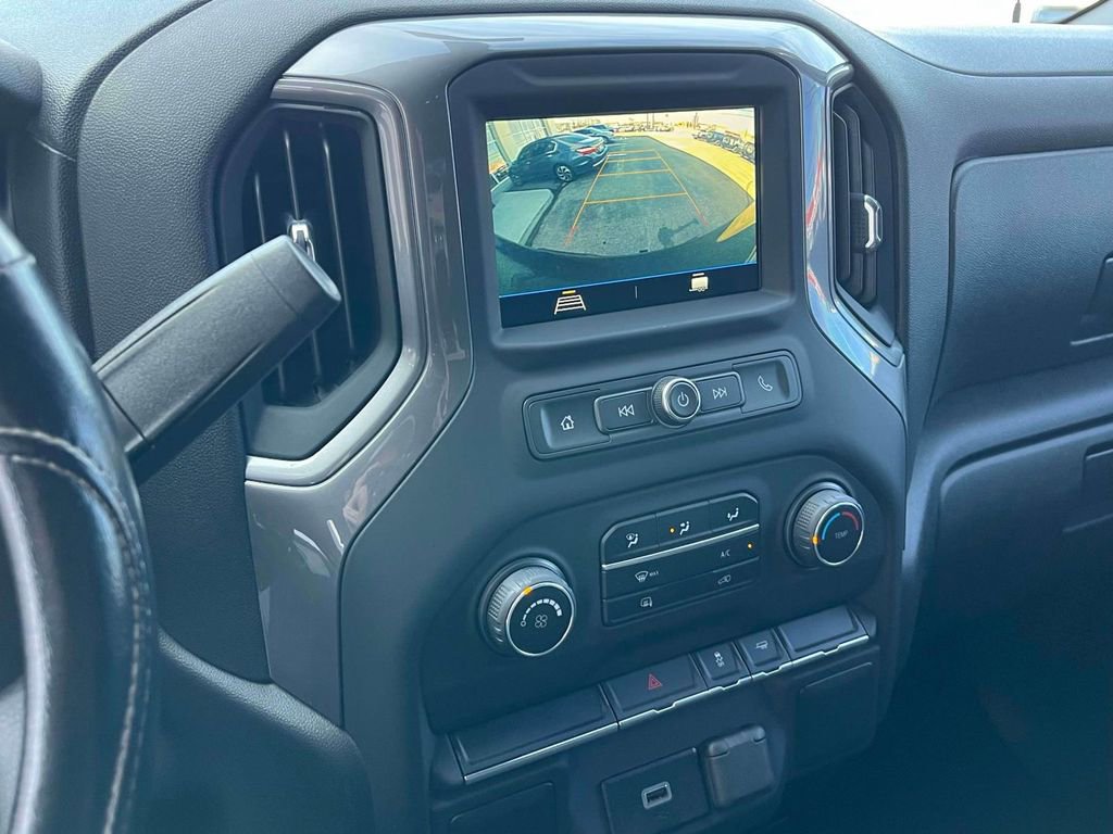 Used 2019 Chevrolet Silverado 1500 Custom w/ Trailering Package image 30