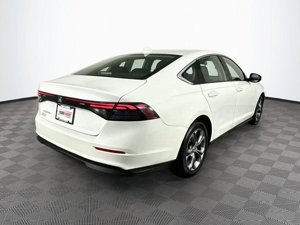 Used 2024 Honda Accord EX image 10