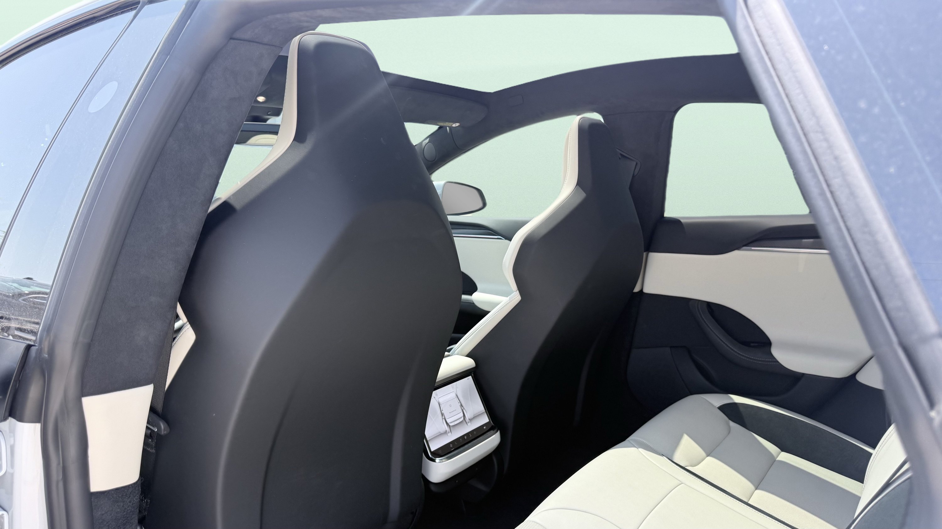 Used 2026 Tesla Model S Plaid AWD/4WD image 26