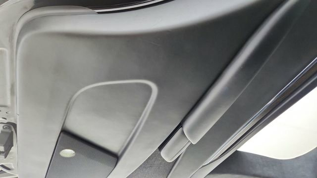 Used 2022 Tesla Model X image 34