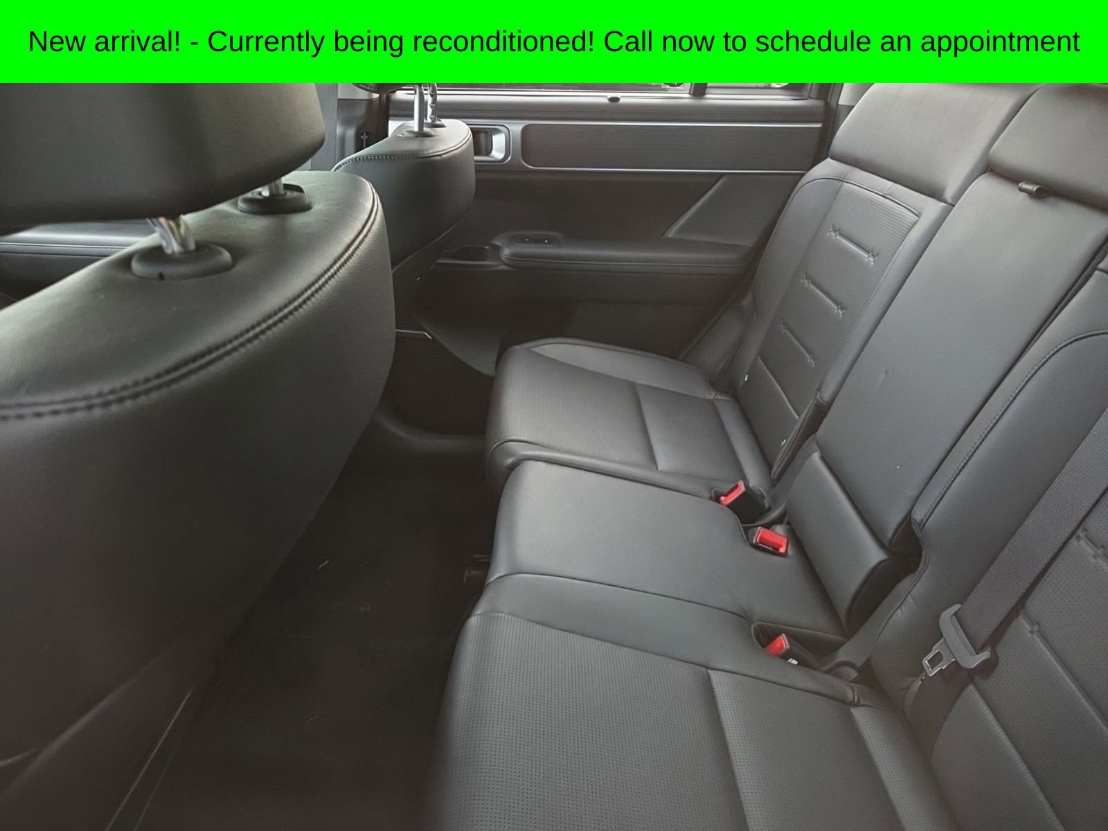 Used 2024 Hyundai Santa Fe Limited image 9