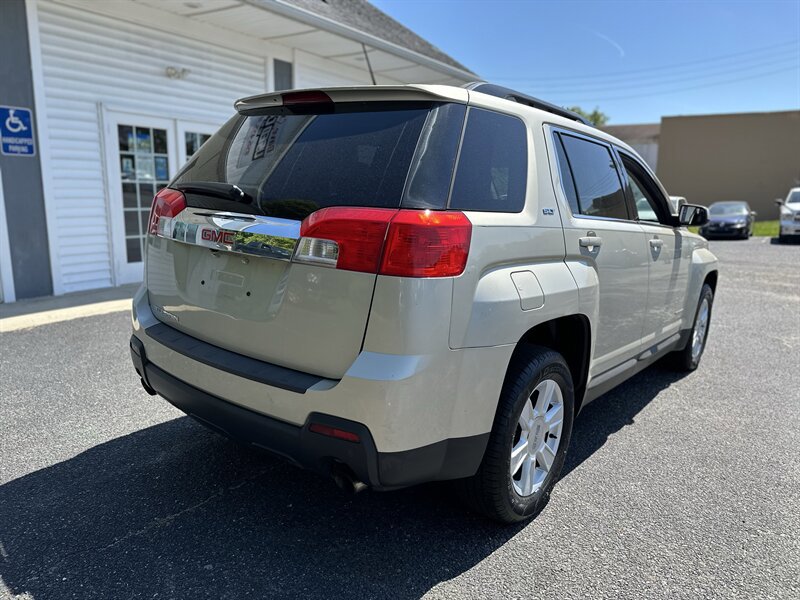 Used 2013 GMC Terrain SLT FWD image 8