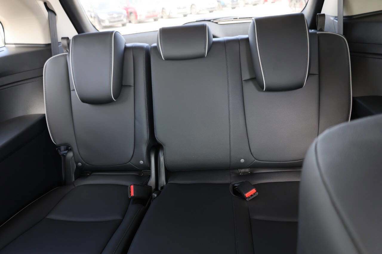 Used 2026 Honda Odyssey Touring image 17