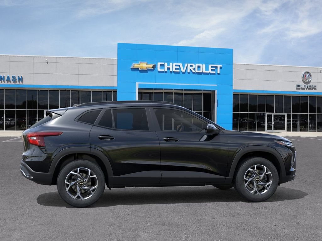 New 2026 Chevrolet Trax LT w/ Driver Confidence Package FWD image 5