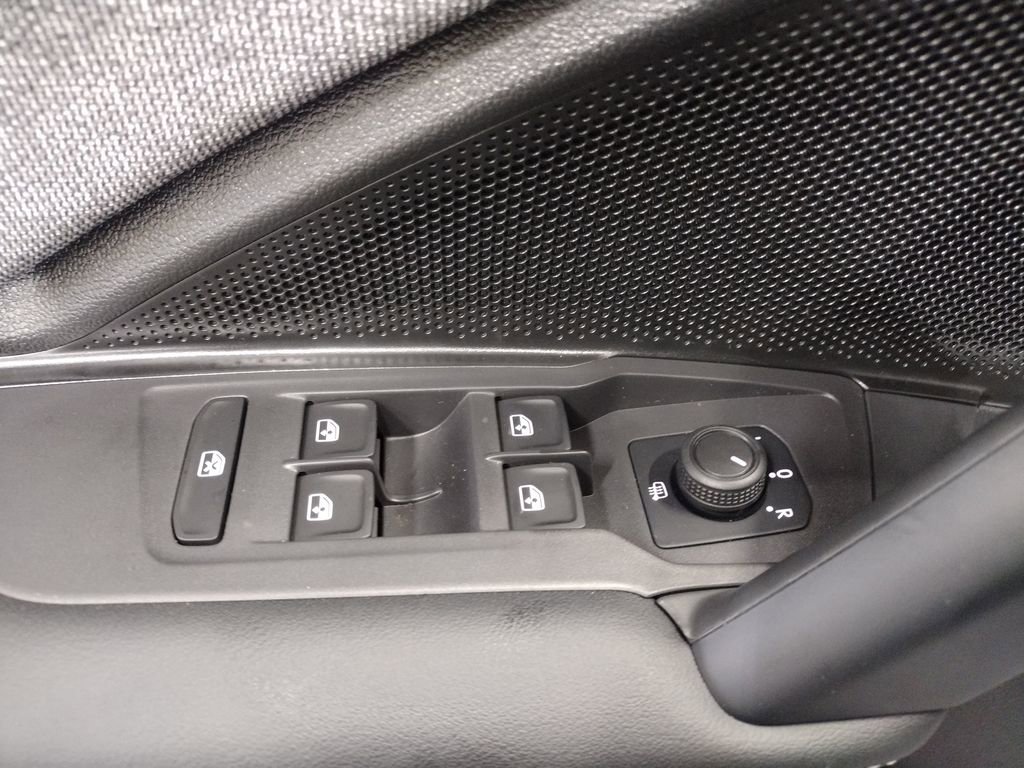 New 2026 Volkswagen Tiguan S image 17