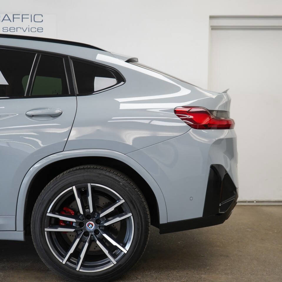 Used 2022 BMW X4 M w/ Executive Package AWD/4WD image 11