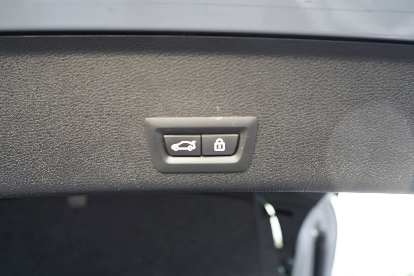 Used 2015 BMW X4 xDrive28i image 27