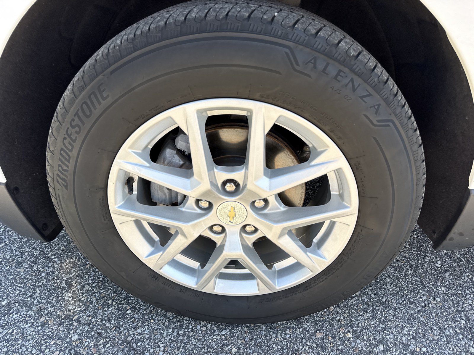 Used 2024 Chevrolet Equinox LT AWD/4WD image 10