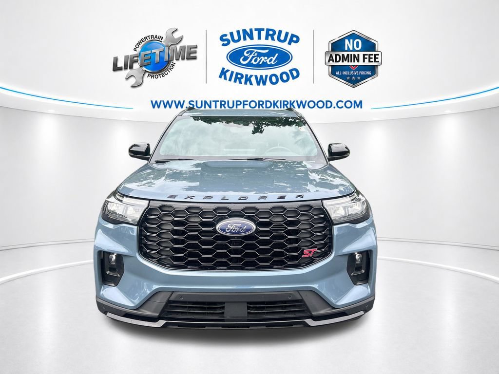 Used 2025 Ford Explorer ST w/ Sun And Sound Package RWD image 10