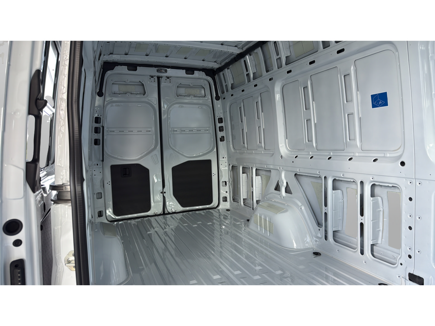 New 2026 Mercedes-Benz Sprinter 2500 image 15