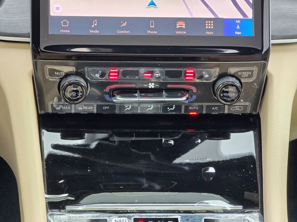 New 2025 Jeep Grand Cherokee Limited image 34