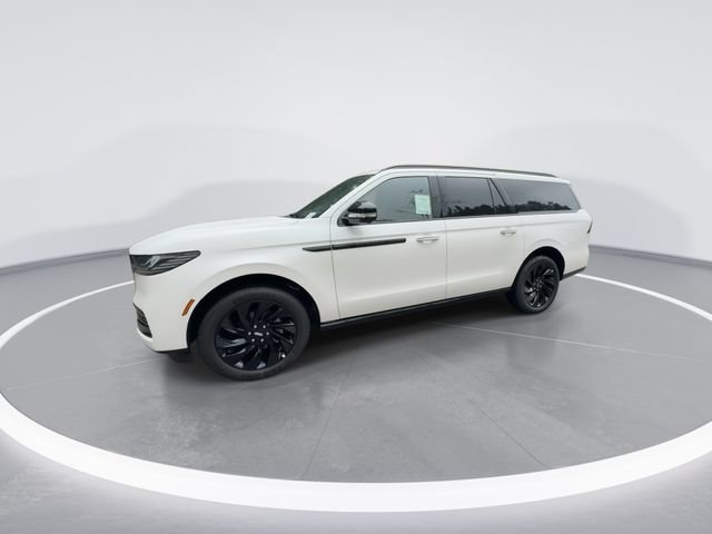 New 2027 Lincoln Navigator L Reserve w/ Jet Appearance Package AWD/4WD image 4