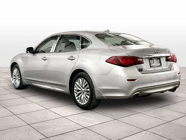 Used 2019 INFINITI Q70 L 3.7 AWD/4WD image 10