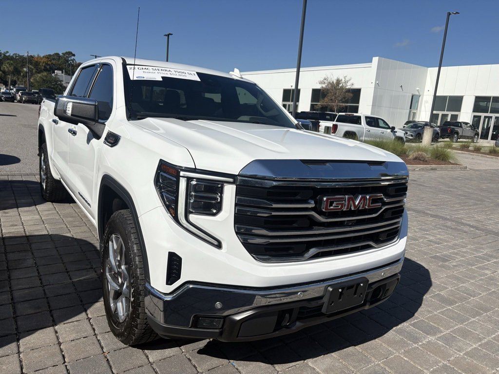 Used 2022 GMC Sierra 1500 SLT w/ SLT Premium Plus Package image 5