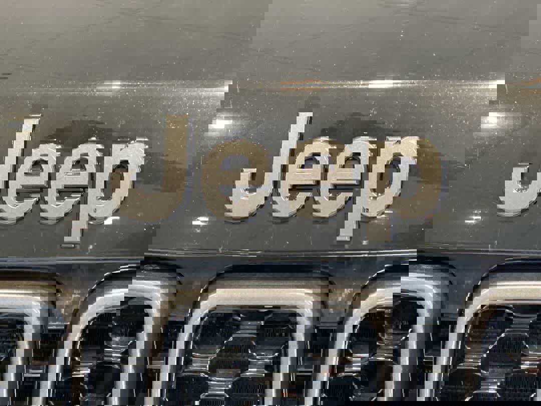 Used 2021 Jeep Grand Cherokee Limited w/ Quick Order Package 2GK 80th image 10