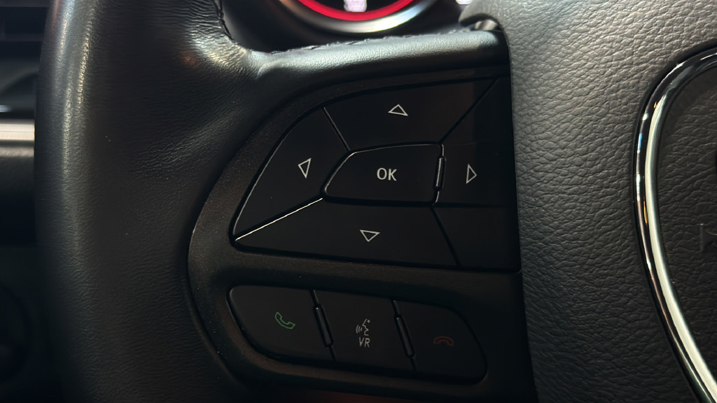 Used 2023 Dodge Challenger SXT RWD image 18