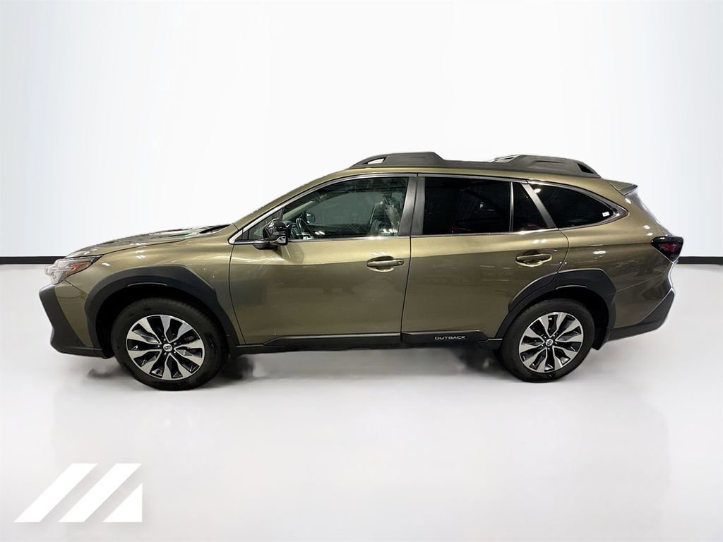 Used 2023 Subaru Outback Limited image 8