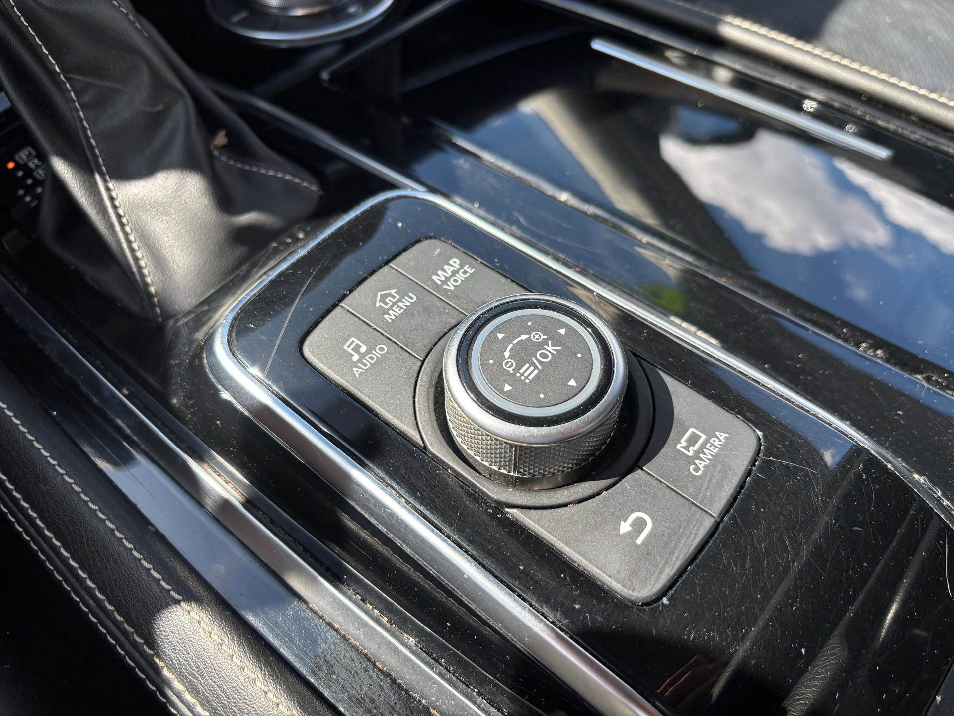 Used 2022 INFINITI QX80 Premium Select w/ Cargo Package image 13