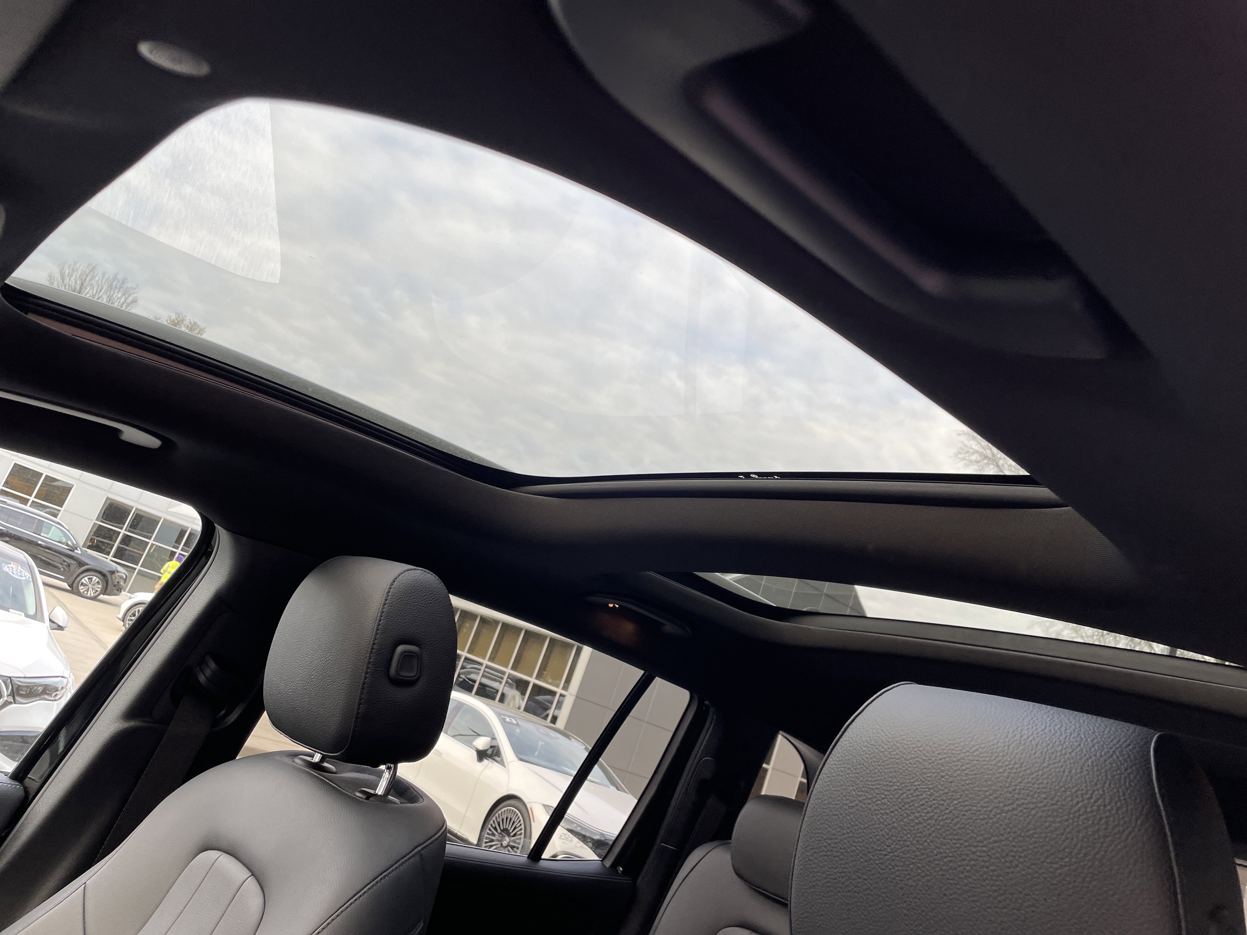 Certified 2022 Mercedes-Benz GLB 250 4MATIC image 21