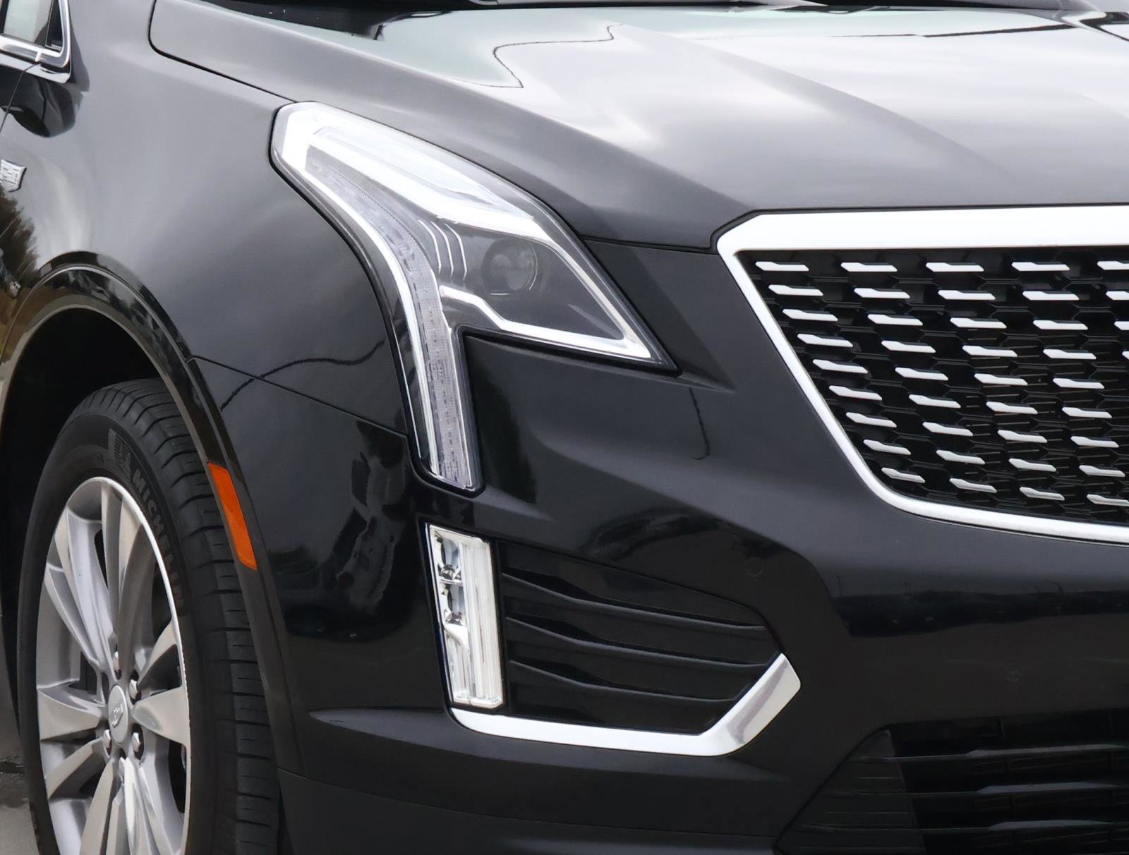 Used 2024 Cadillac XT5 Premium Luxury image 9