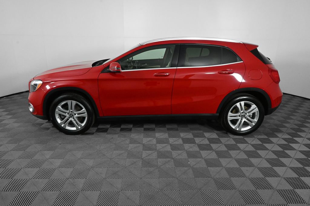 Used 2019 Mercedes-Benz GLA 250 4MATIC video 3