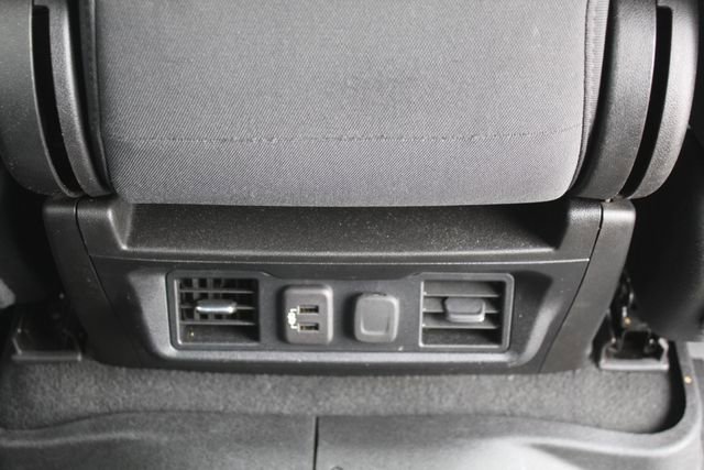 Used 2021 Chevrolet Silverado 1500 RST AWD/4WD image 18
