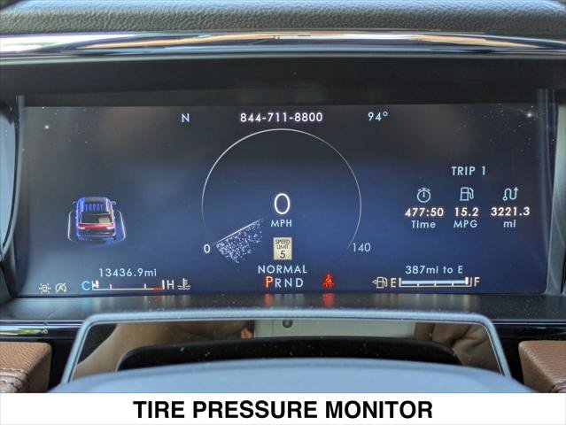Used 2024 Lincoln Navigator Reserve AWD/4WD image 15