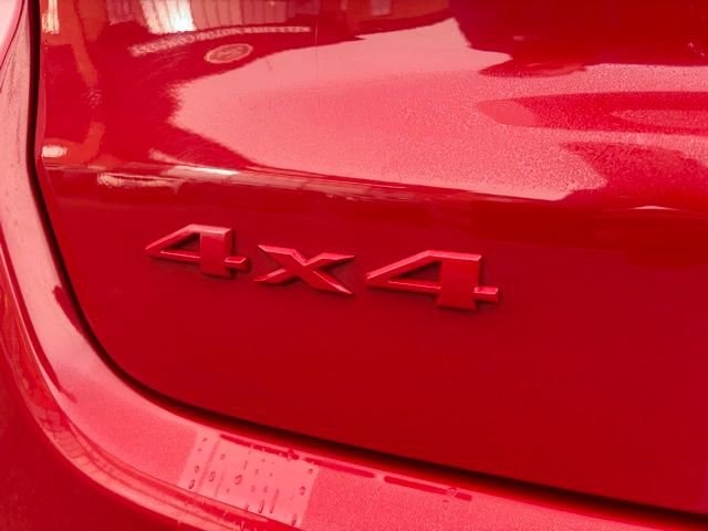 Used 2023 Jeep Compass Limited image 11