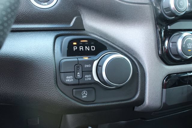 Used 2026 RAM 1500 Express AWD/4WD image 19