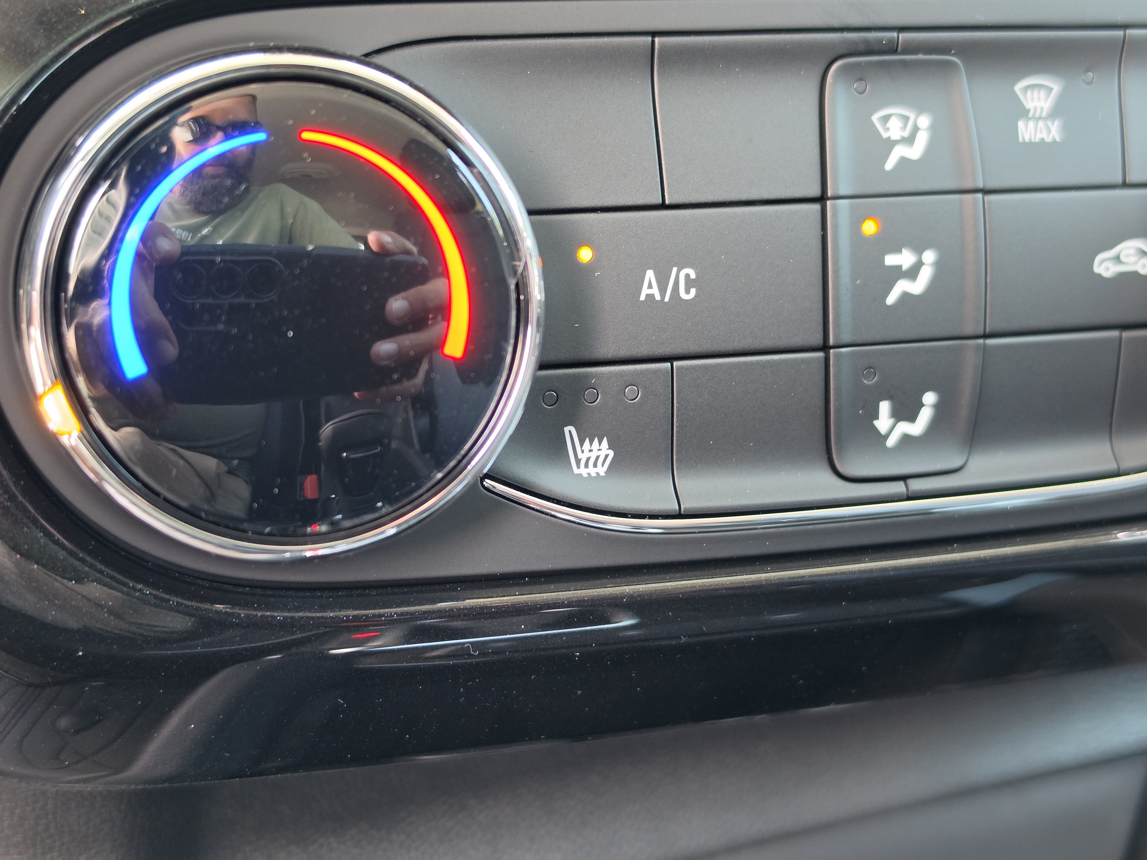 New 2026 Chevrolet TrailBlazer LT w/ LT Cold Weather Package FWD image 29