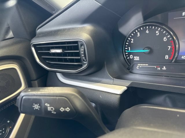 Used 2021 Ford Explorer XLT w/ Equipment Group 202A AWD/4WD image 20