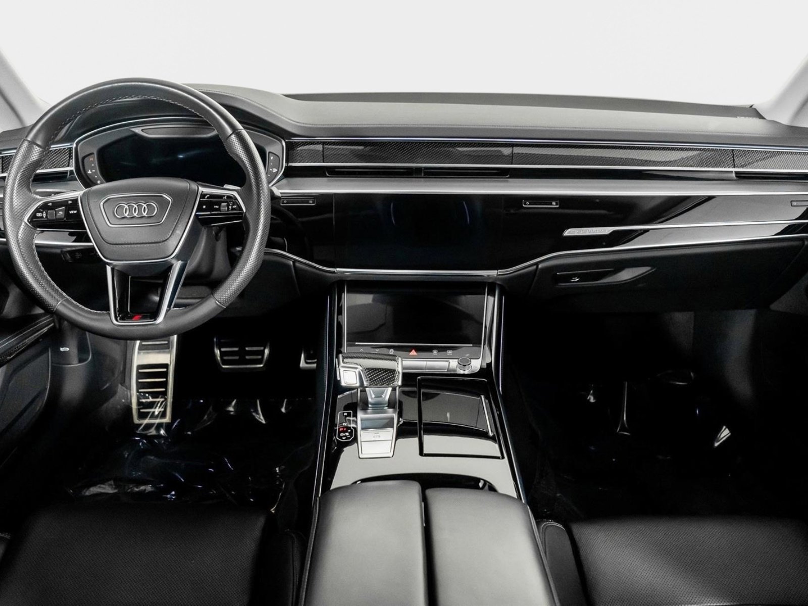 Used 2022 Audi S8 w/ S8 Executive Package image 55