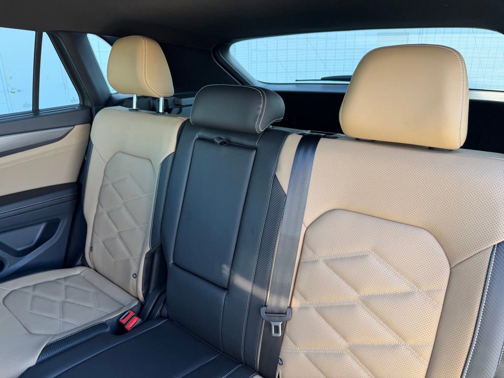 New 2026 Volkswagen Atlas Cross Sport SE image 19